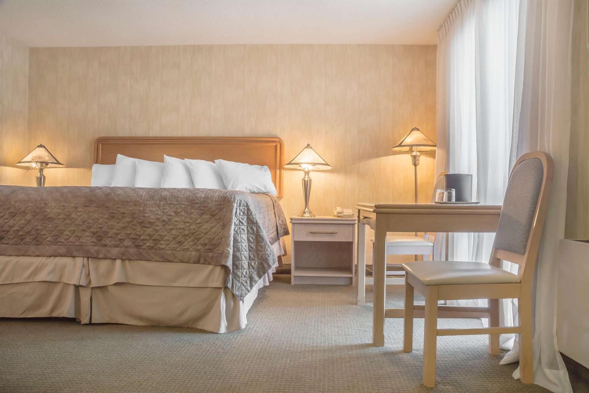 Rodeway Inn Fallsview Niagara Şelalesi Dış mekan fotoğraf